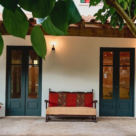 Epicos House, Your Home Away From Home. Nogueira  外观 照片