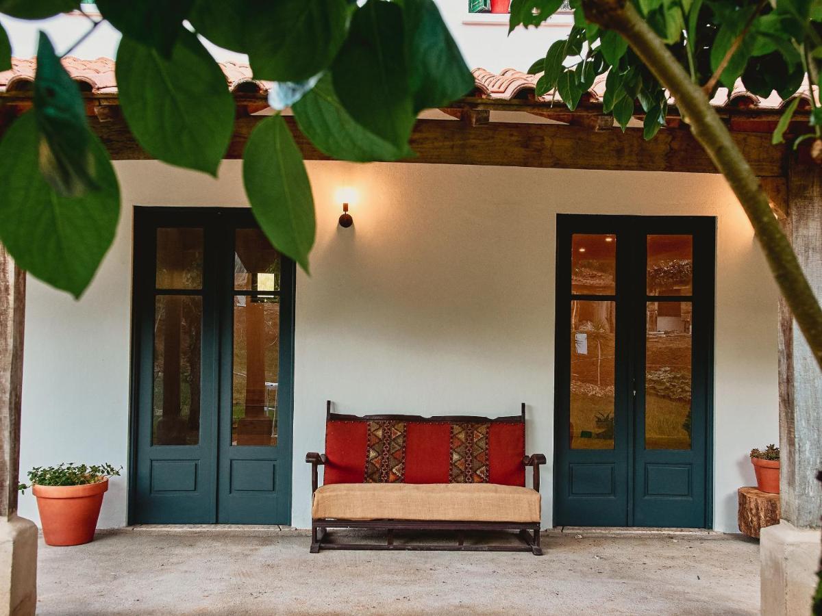 Epicos House, Your Home Away From Home. Nogueira  外观 照片