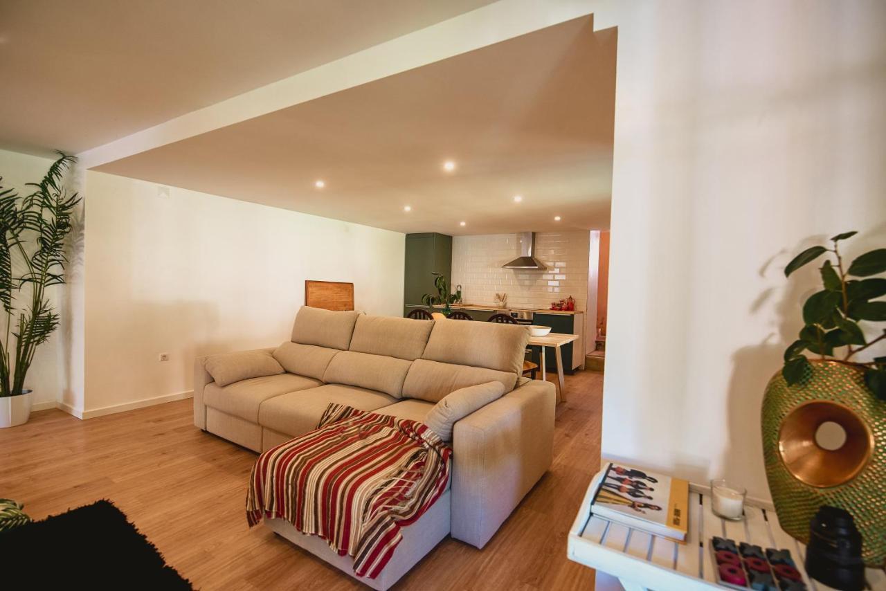 Epicos House, Your Home Away From Home. Nogueira  外观 照片