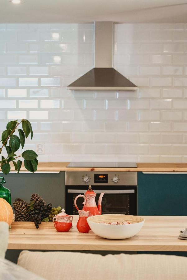Epicos House, Your Home Away From Home. Nogueira  外观 照片
